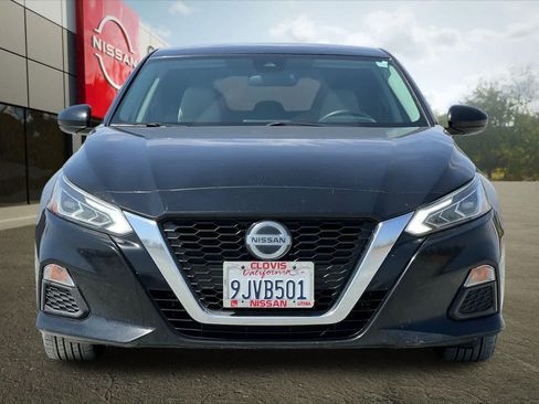 Used 2021 Nissan Altima 2.5 SV FWD image 11