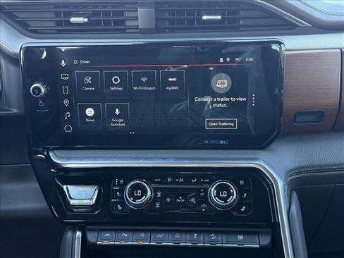 Used 2022 GMC Sierra 1500 Denali w/ Denali Reserve Package image 17