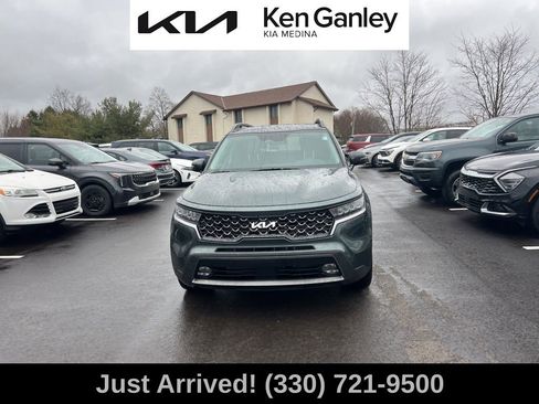 Used 2023 Kia Sorento X-Line EX image 2