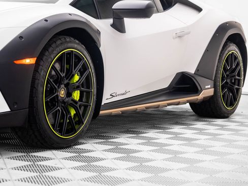 Used 2024 Lamborghini Huracan Sterrato AWD/4WD image 53