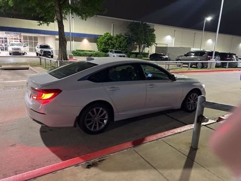Used 2021 Honda Accord LX image 6