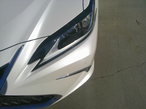 Used 2022 Lexus ES 300h w/ Premium Package image 7