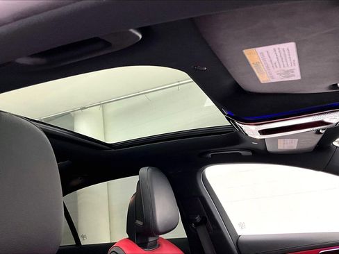 Certified 2023 Mercedes-Benz C 300 Sedan image 27