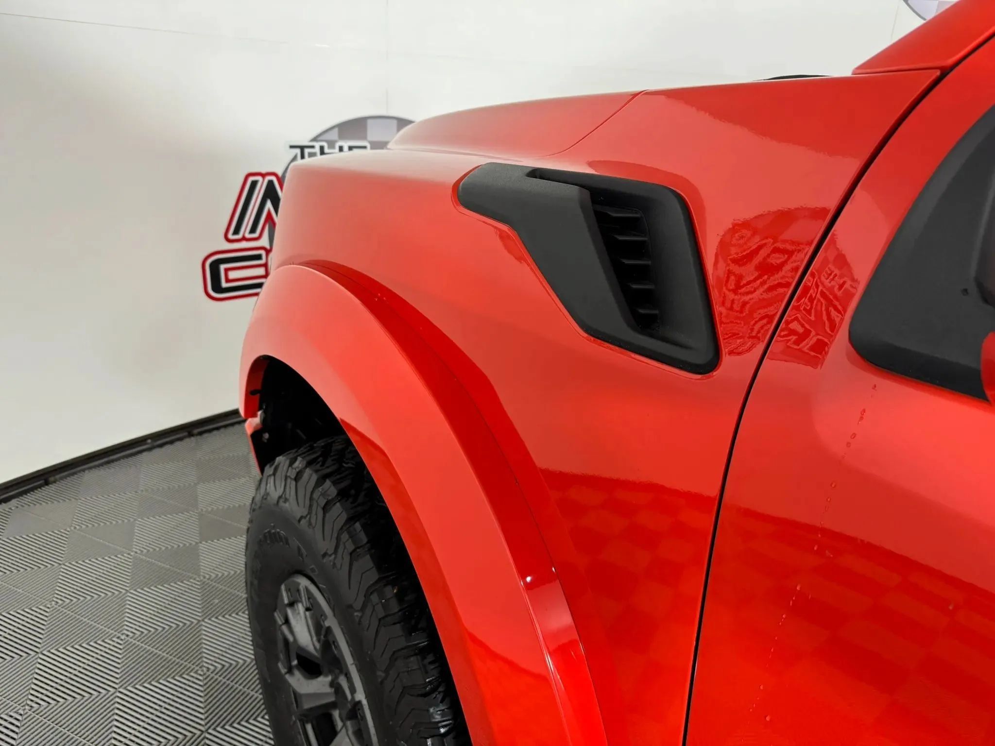 Used 2022 Ford F150 Raptor w/ Raptor 37 Performance Package AWD/4WD image 25