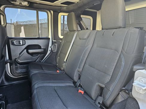 Used 2021 Jeep Wrangler Unlimited Sport AWD/4WD image 15