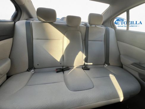 Used 2013 Honda Civic HF image 12