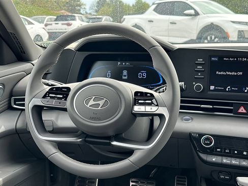 New 2026 Hyundai Elantra SEL Sport Premium FWD image 24