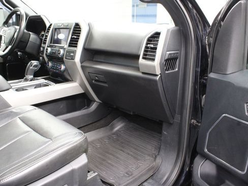 Used 2018 Ford F150 Lariat w/ Equipment Group 502A Luxury AWD/4WD image 31