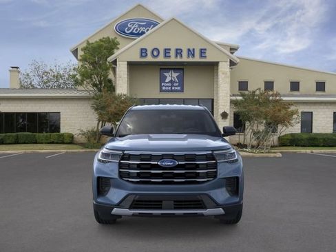 Used 2026 Ford Explorer Active RWD image 6
