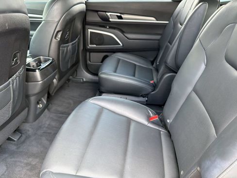 Used 2022 Kia Telluride S AWD/4WD image 22