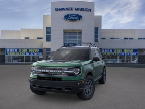 New 2024 Ford Bronco Sport Badlands w/ Premium Package AWD/4WD image 2
