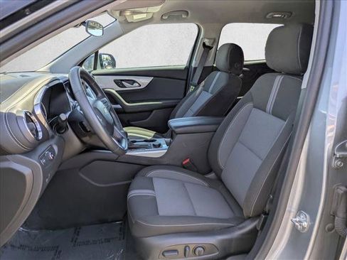 Used 2025 Chevrolet Blazer LT FWD image 16