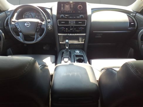 Used 2024 Nissan Armada SV AWD/4WD image 8
