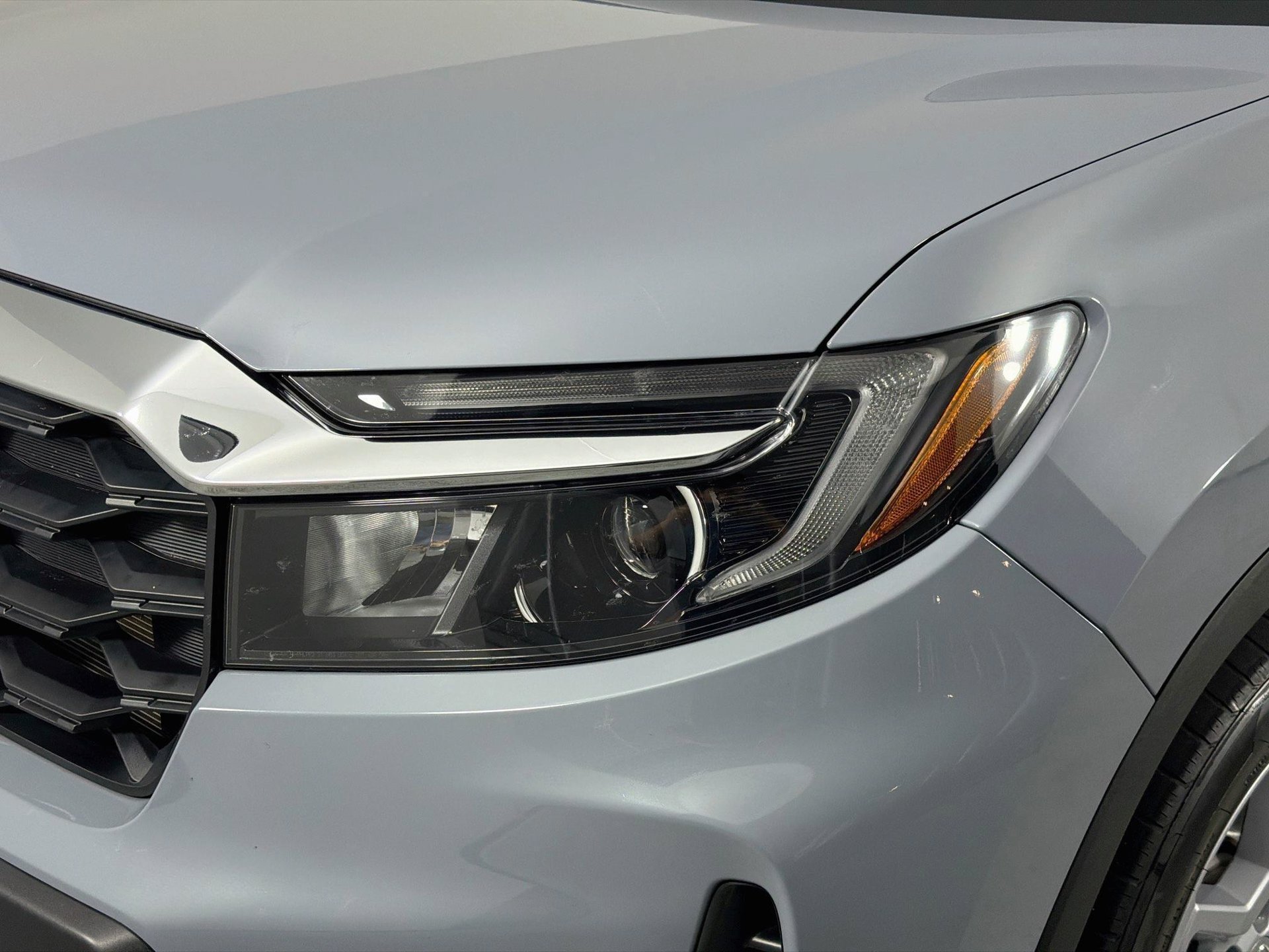 Used 2025 Honda Passport EX-L image 9