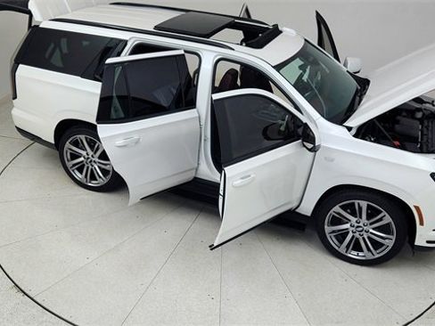 Used 2025 Cadillac Escalade Sport w/ Touring Package image 89