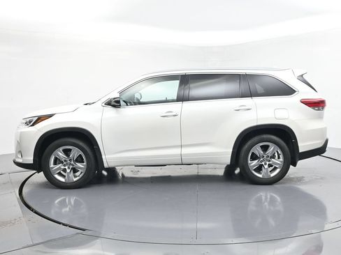 Used 2019 Toyota Highlander Limited AWD/4WD image 5