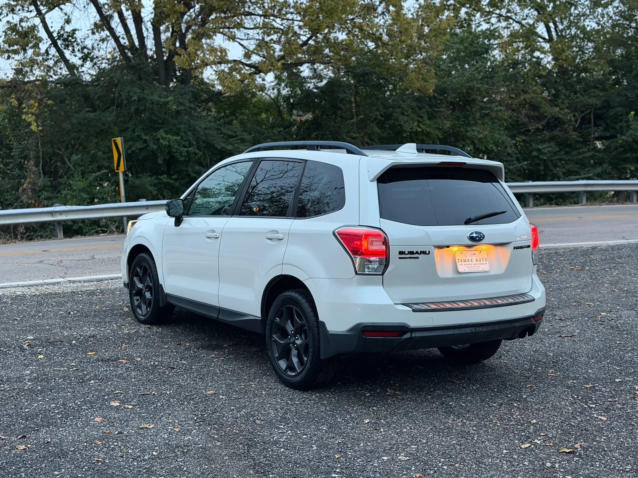 Used 2018 Subaru Forester 2.5i Premium w/ Protection Package #1 AWD/4WD image 11