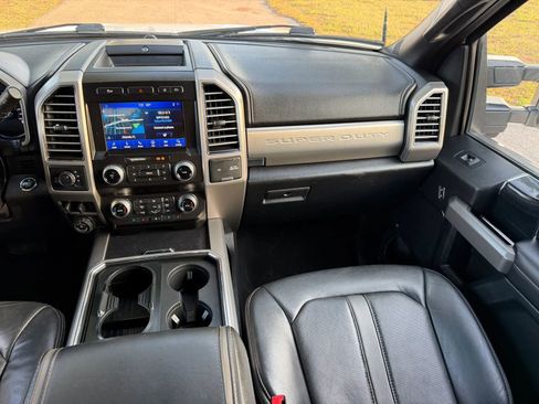Used 2020 Ford F350 Platinum w/ Snow Plow Prep Package AWD/4WD image 14