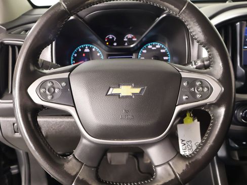 Used 2022 Chevrolet Colorado LT w/ Safety Package RWD image 3