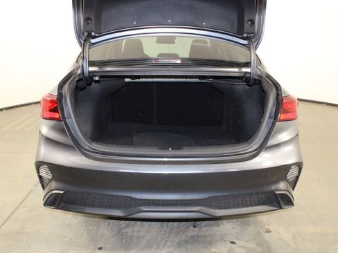 Used 2023 Kia Forte LXS w/ LXS Technology Package image 13