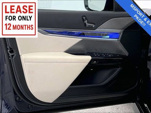 Used 2023 BMW 760i xDrive w/ Executive Package image 24