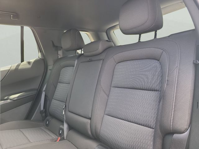 New 2026 Chevrolet Equinox LT w/ Safety and Technology Package FWD image 8