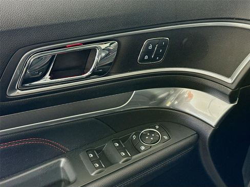 Used 2017 Ford Explorer Sport w/ Equipment Group 401A image 12