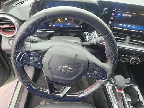 Used 2024 Chevrolet Trax RS w/ Driver Confidence Package FWD image 6