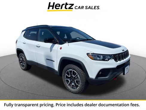 Used 2025 Jeep Compass Trailhawk AWD/4WD image 1