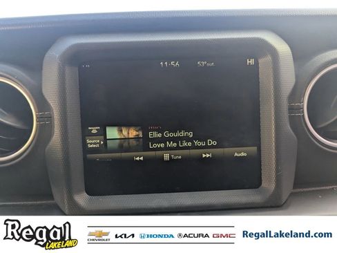 Used 2022 Jeep Wrangler Unlimited Sahara image 17