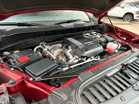 Used 2025 Chevrolet Silverado 1500 LTZ w/ LTZ Premium Package image 27