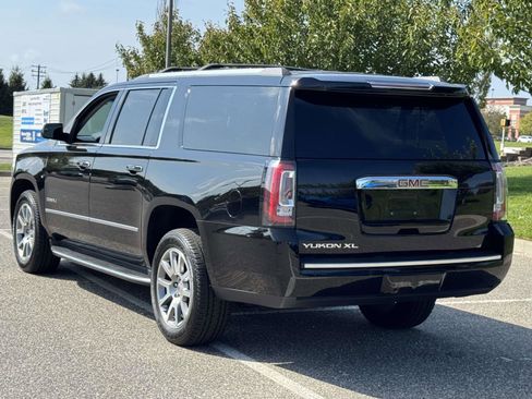 Used 2019 GMC Yukon XL Denali w/ Open Road Package image 4
