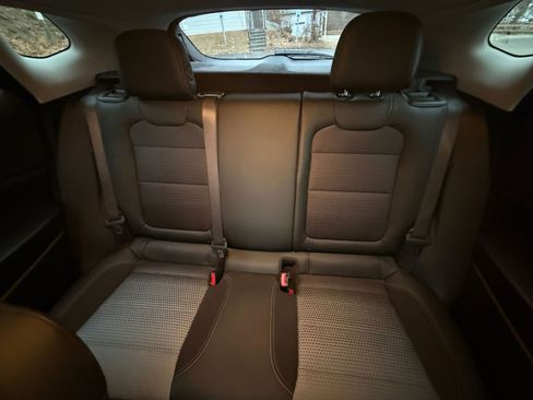 Used 2025 Chevrolet Trax LT image 36