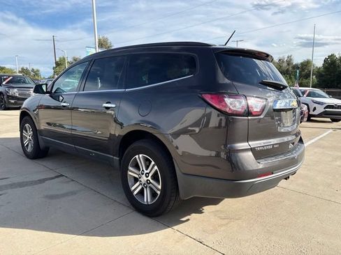 Used 2017 Chevrolet Traverse LT AWD/4WD image 7