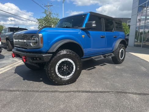 Used 2023 Ford Bronco Badlands AWD/4WD image 1