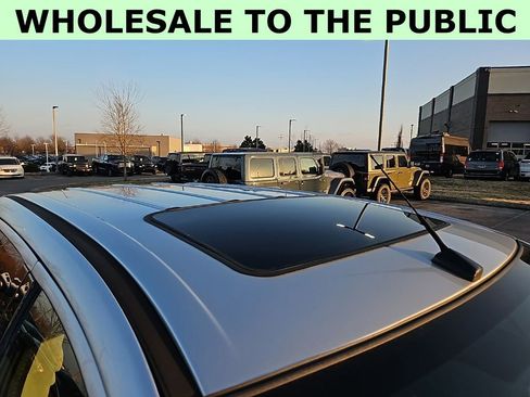 Used 2014 Ford Edge SEL w/ Equipment Group 205A image 9