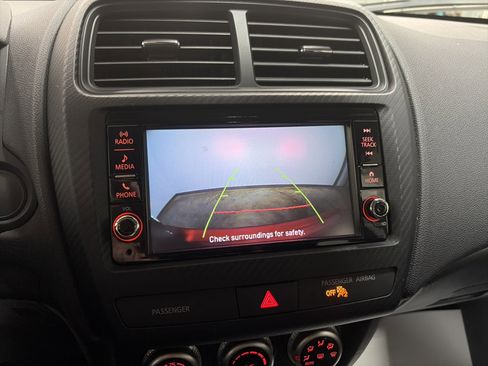 Used 2025 Mitsubishi Outlander Sport ES AWD/4WD image 18