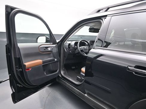 Used 2023 Ford Bronco Sport Outer Banks w/ Tech Package AWD/4WD image 8