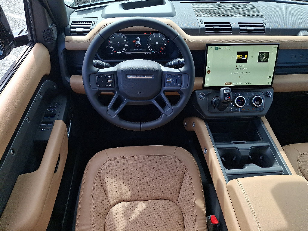 New 2026 Land Rover Defender 110 X-Dynamic SE AWD/4WD image 7