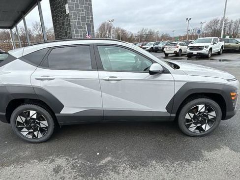 Used 2025 Hyundai Kona SEL AWD/4WD image 8