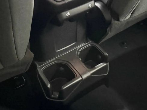 Used 2024 Jeep Wrangler Unlimited Sport AWD/4WD image 30