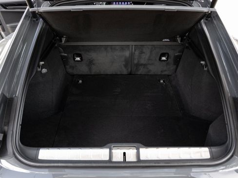 Used 2026 Porsche Panamera image 29