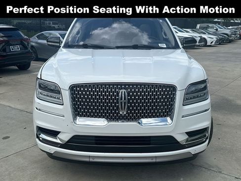 Used 2020 Lincoln Navigator Reserve w/ Luxury Package AWD/4WD image 4