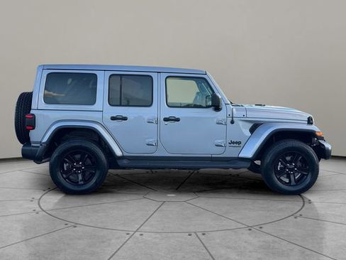 Used 2021 Jeep Wrangler Unlimited Sahara image 7