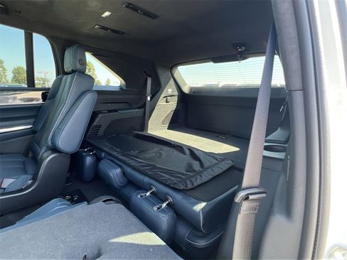 New 2025 Cadillac Escalade IQ Luxury 2 image 29