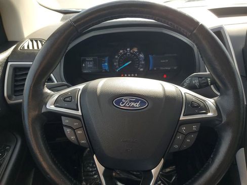 Certified 2022 Ford Edge SEL w/ Convenience Package image 11