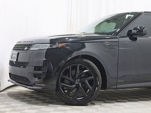 Used 2025 Land Rover Range Rover Sport Autobiography AWD/4WD image 2