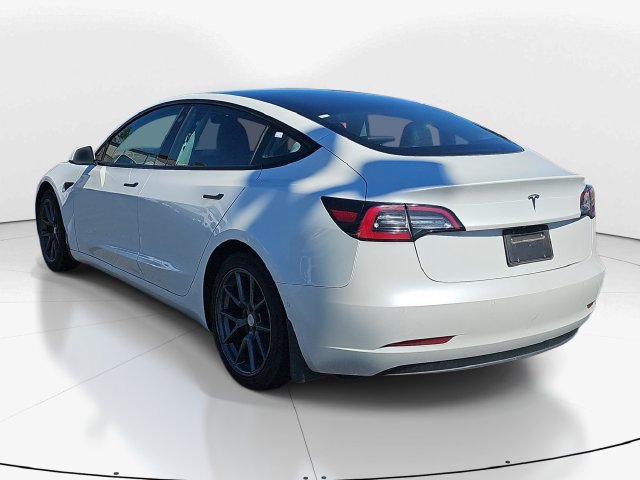 Used 2021 Tesla Model 3 Standard Range Plus RWD image 5
