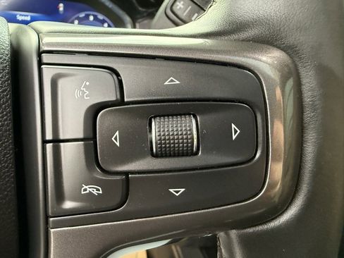 Used 2025 Chevrolet Silverado 2500 ZR2 w/ Technology Package image 26