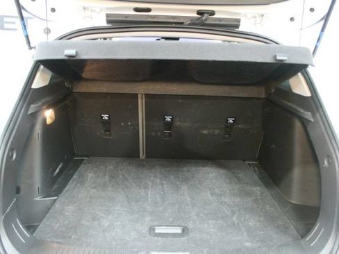 Used 2025 Chevrolet Trax ACTIV w/ Sunroof Package FWD image 14